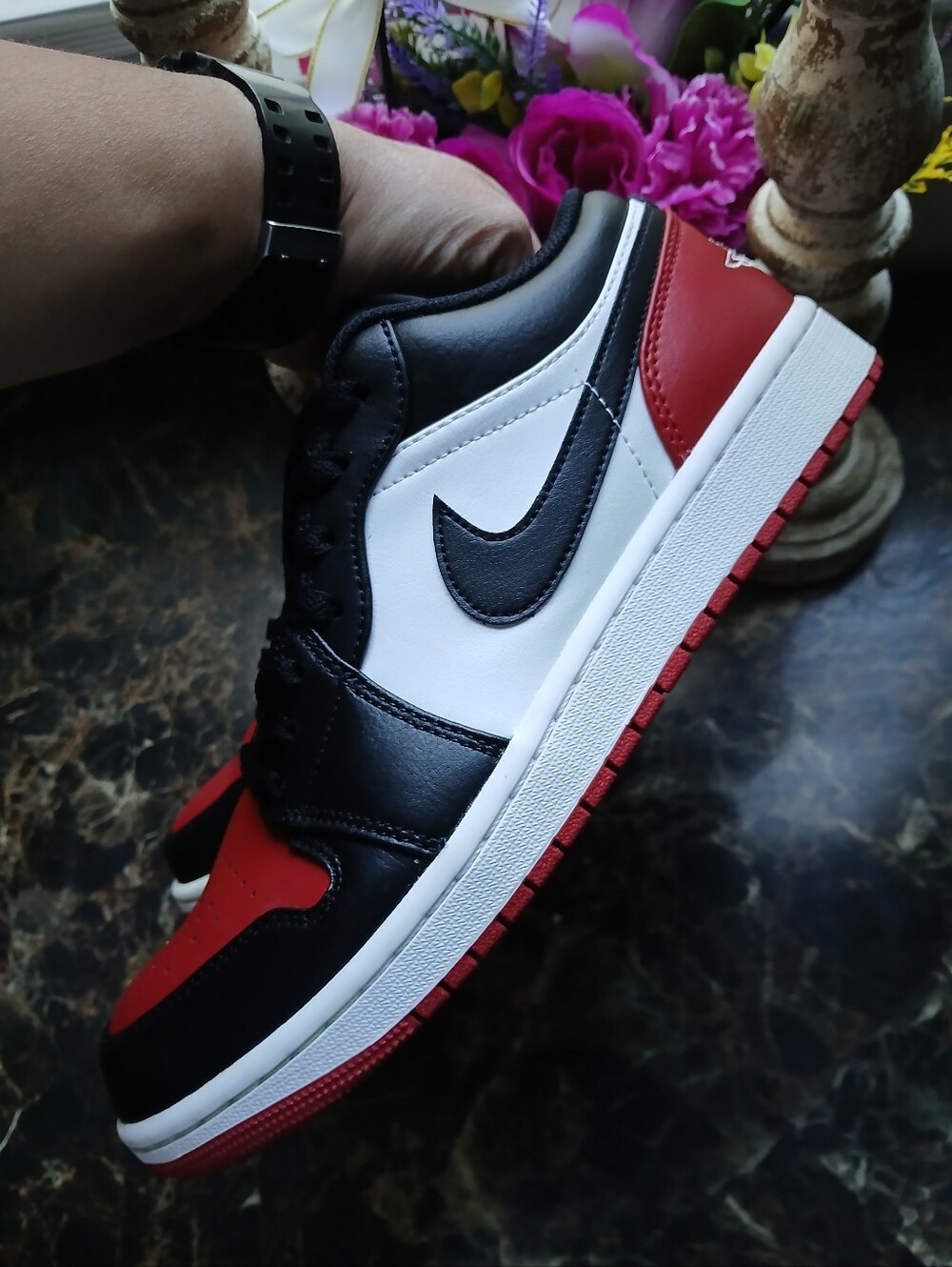 Jordan 1 Low 'Bred' Streetwear/Lifestyle Athletic Shoes Size 9 Men/10.5 Women